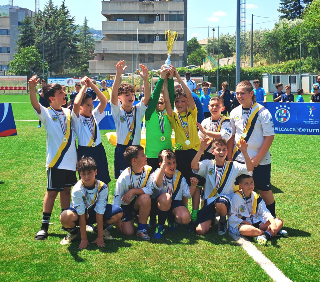 Ascoli Piceno - Ospiti d’eccezione al Festival del Calcio promosso dal Borgo Solestà